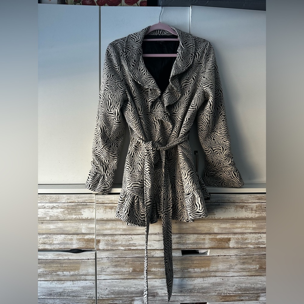 🖤 Sandro Studio Belted Wrap Coat Zebra Print XL
